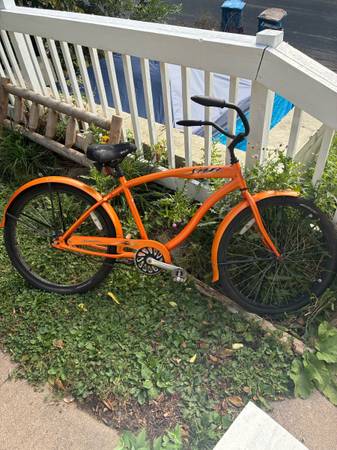 Vintage Beautiful orange beach cruiser 150$ or best 1