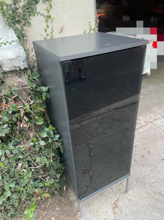cabinet 1