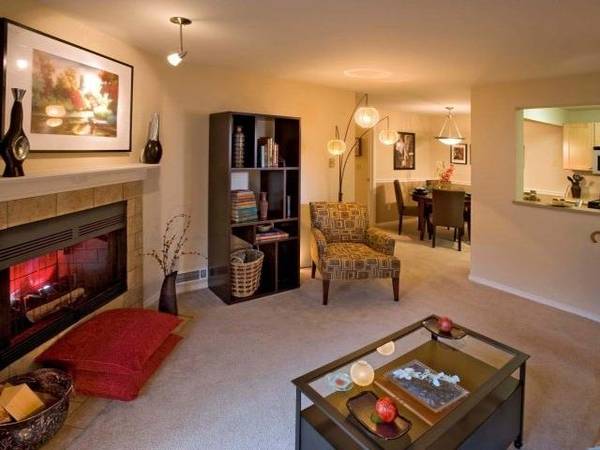 $2,055 / 2 habitaciones - 912 pies cuadrados - Paseo por la naturaleza y estanque, Área de picnic, Cable y DSL listos (Bellevue)63862288905475123
