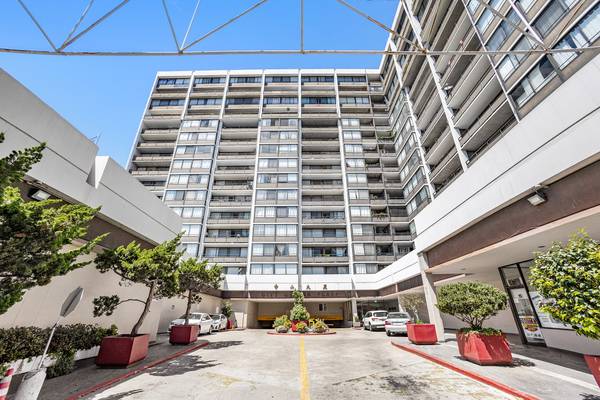 $2,800 / 2br - 801 Franklin St #1221 -  2 bedroom | 1.5 bath | 2 level Condo (oakland downtown)63880013320963120