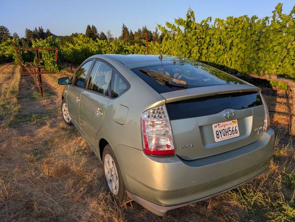 Super Clean Toyota Prius - $5,200 (Healdsburg)63624230583937121