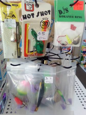 FISHING LURES 1