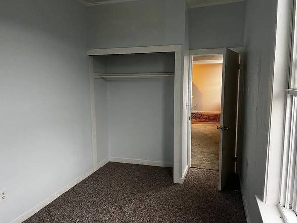 $1,600 / 1br - 1 Bedroom –  Available October 1st – Milton, NH (Milton)63932055588611121