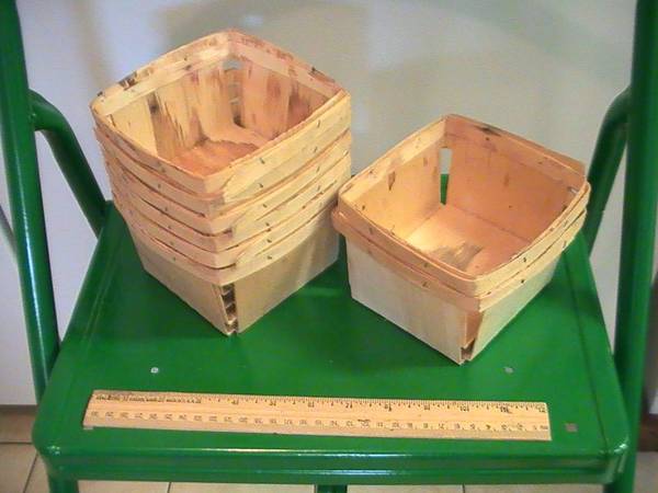 Vintage Wooden Quart Berry Baskets 1