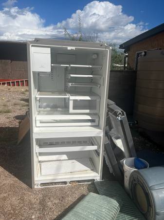 Free Fridge 1