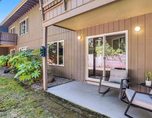 $1,595 / 2br - OBTÉN $300 DE DESCUENTO! Cerca del Área Natural Spring Park - Ventanas de Alta Eficiencia Energética (Milwaukie Heights)63831396552323123