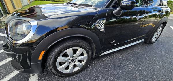 2018 MINI COOPER COUNTRYMAN 4All superclean - $13,899 (WEST KENDALL)63479510291331124