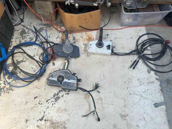 Outboard control box 1