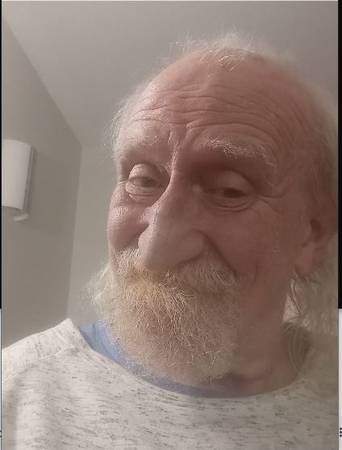 Platonic snuggling and humorous conversation (M/F) 1