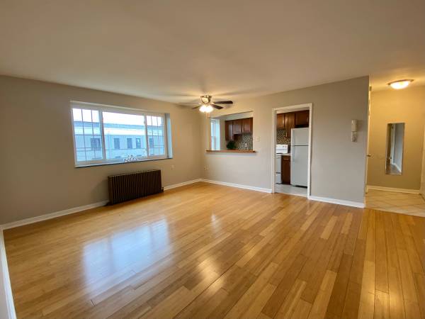 $1,349 / 2br - ¡Instálese ANTES DE LAS FIESTAS! 🎃🦃🧑‍🎄 (Friendship/Bloomfield)64013374773377121