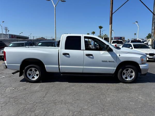 2006 DODGE RAM 1500 SLT QUAD CAB ** BAJOS KILÓMETRAJE ** - $9,99563619483757185121