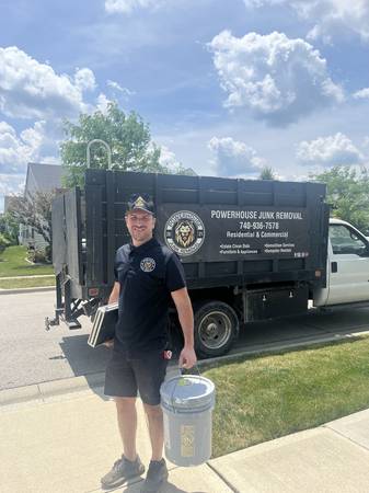 🚚JUNK REMOVAL-SHED/DECK DEMO 1