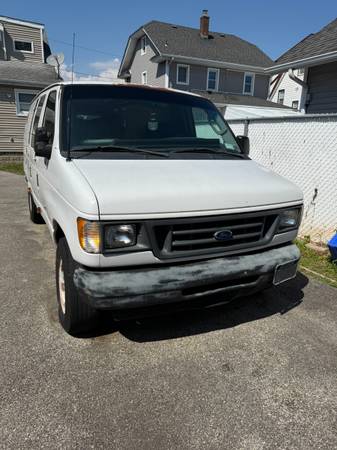 2003 Ford E250 Van AS-IS - $2,000 (Lynbrook)63614090594049121