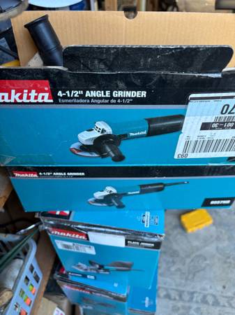Makita power tools .Jet 10 inch table saw an vacum 1