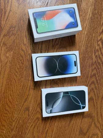 3 cajas de iPhone, iPhone 16, 14, 10 - $10 (Sur de San Francisco)63471233258625120