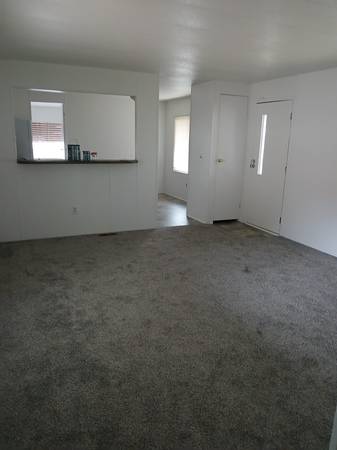 $29,900 / 2br - 840ft2 - Recién disponible casa prefabricada ¡EXCELENTE UBICACIÓN, EXCELENTE PRECIO! (Grants Pass)64318773060097122