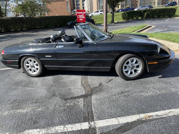 1993 Alfa Romeo Spider - $12,500 (Rockville)63616651975171121