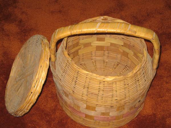 Woven basket 1