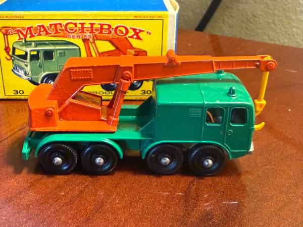 Vintage LESNEY MATCHBOX Series No 30 8 Wheel Crane In Complete Box - $30 (Bellevue)63444090061443123