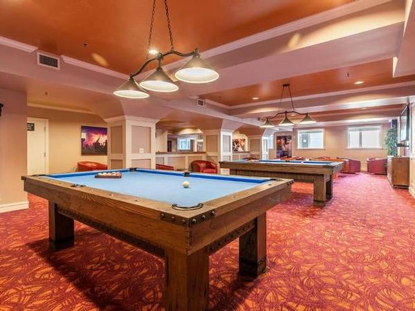 $1,820 / 1br - 820ft2 - Met Spires! Within Walking Distance to Everything! (Downtown Tacoma)63934550671107121