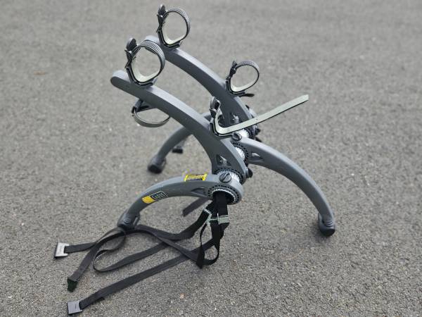 Saris Bones 2 Bike Rack for car trunk , adjustable mount - $50 (Fairfax)63471145493891120