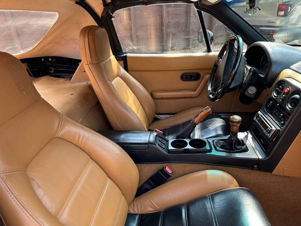 1992 Mazda Miata - $8,900 (santa cruz)63470421870337123