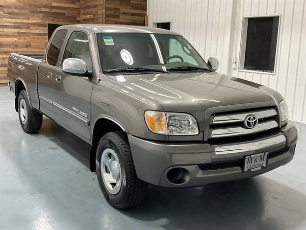 2006 Toyota Tundra  SR5 Access Cab /4.0L V6/ ZERO RUST / 68K MILES Tru - $20,995 (M&M Investment Cars - Gladstone)63617275701633121