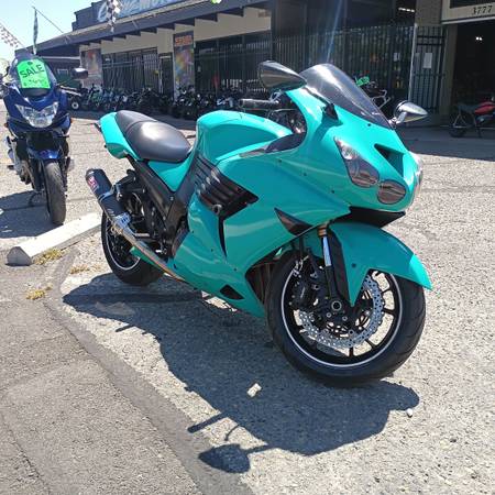 2007 Kawasaki Ninja ZX14 $4,999 cash price plus taxes and fees