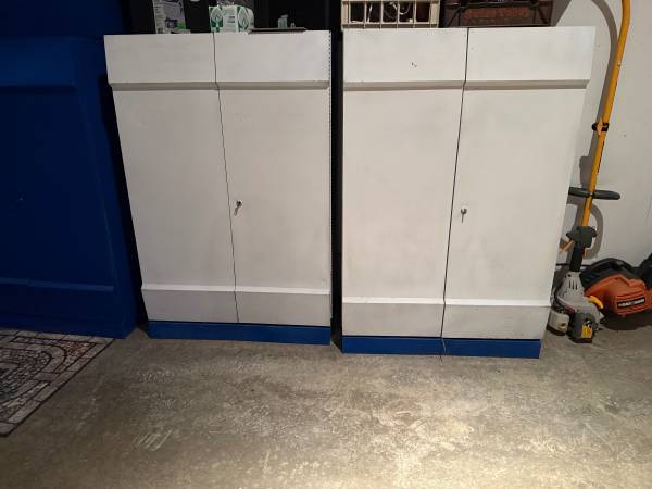 Metal Storage Cabinets 1