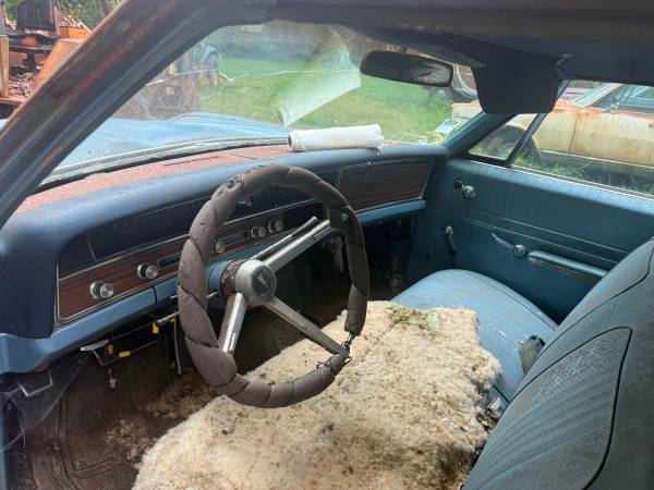 1967 Pontiac Catalina Station Wagon - $1.50063441436221955123
