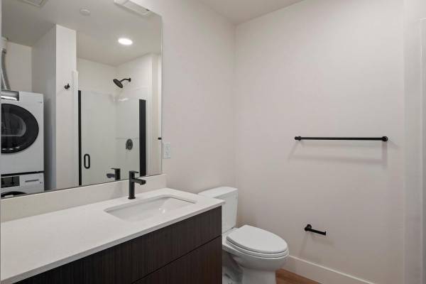 $1,625 / 425ft2 - 24-Hour Package Room, Theater Spaces, Meeting Rooms (Sehome)63920958753026124