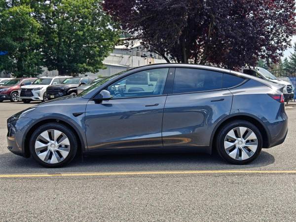 2022 Tesla Model Y Long Range Sport Utility 4D Model Guaranteed Credit - $34,995 (+ 405 Motors)63469890887425124