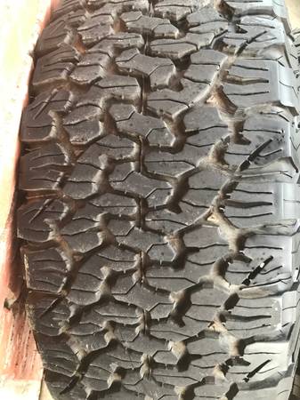 2005 Ford F-250 Tires and Wheels BF Goodrich All Terrain T/A - $900 (ceres)63471298969729124