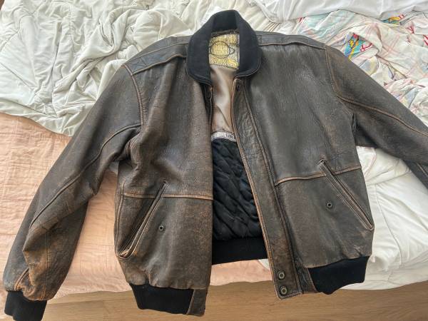 Globetrotter Leather Bomber Jacket size large 1
