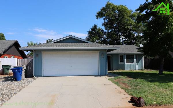 $1,750 / 3br - 1238ft2 - 2566 Capella - Close to BSSM and Simpson College (Redding)63972528095235121