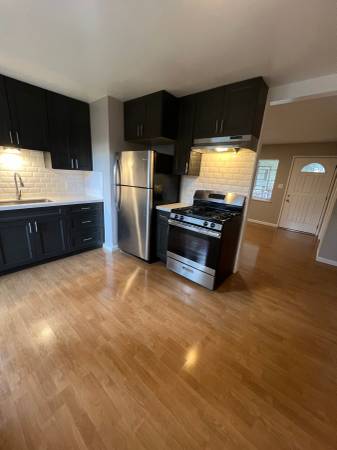 $2,770 / 2br - STUNNING Lafayette Treasure! $1500 Look & Lease! Beautiful aesthetics! (lafayette / orinda / moraga)63938626053122121