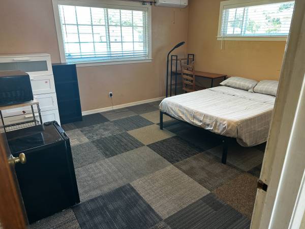 $1,250 / 1br - 170ft2 - Habitación principal amueblada / Estudio – ¡Todos los servicios incluidos! (san jose west)63657946664321120