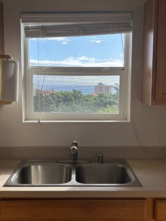 $3,150 / 2br - 960ft2 - Great Oceanview 2 bedroom 2 bath top floor condo $3150 per month (Lahaina)63939666469762123