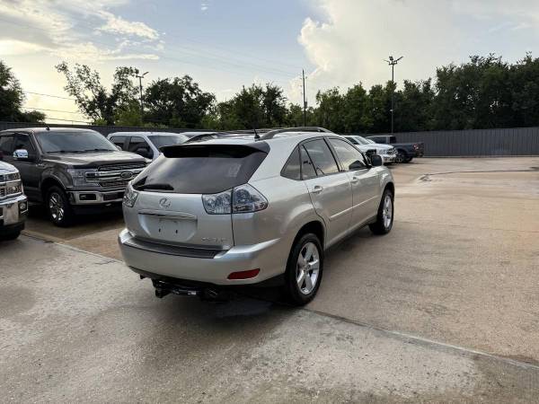 2005 Lexus RX 330 Base Fwd 4dr SUV - $7,295 (+ Shawns Motor Credit)63622231121409124