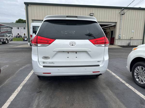 2013 TOYOTA SIENNA WHEELCHAIR VAN BRAUN RAMP VAN - $32,900 (Huge BraunAbility wheelchair Van Center 40 on 1 lot)63623667080577124
