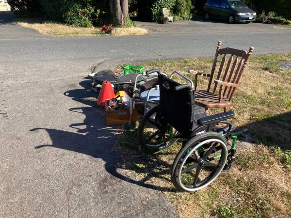 2808 on roadside free 1