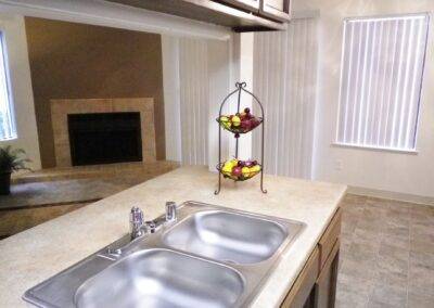 $1,601 / 2br - 940ft2 - Affordable! (Sacramento)63844737795841121