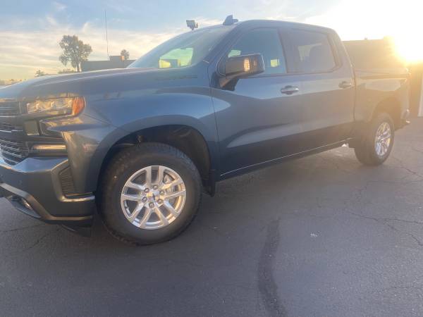 2020 CHEVY SILVARAD RST 1