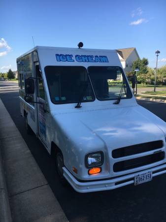 Ice cream truck - $9,900 (Ashburn)63616596673153120