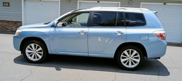 2009 Toyota Highlander Hybrid - $6,750 (Charlotte)63613349584001121
