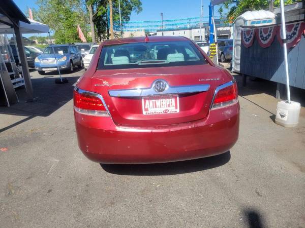 2010 Buick LaCrosse CX (V6) - $4,200 (+ Auto Bid Center)63435138701571124