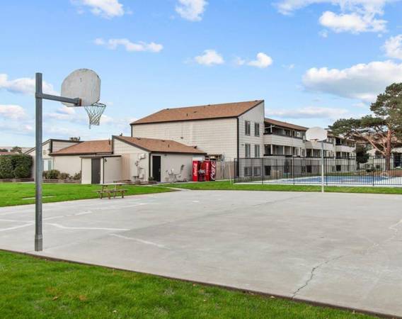 $1,100 / 575ft2 - Minutes from Hwy240 and Hwy395, Reimagined Apartments in Kennewick63673501238273122