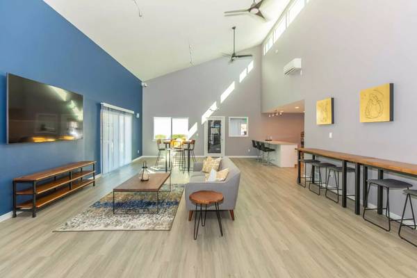 $1,770 / 1br - 720ft2 - ¡Descubre lo mejor de la vida estilo jardín! ¡Ahora en alquiler! (Kent)63688352458883124