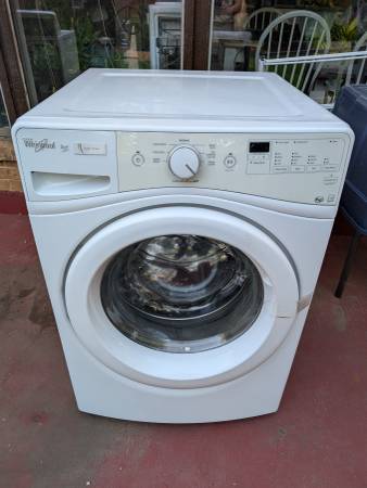 Working Whirlpool Duet Front Load Loading Washer Washing Machine 1
