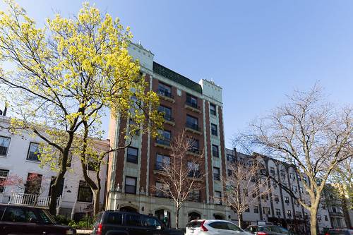 $1,695 / 1br - 1bd sublet at 517 W Oakdale64041646307843121